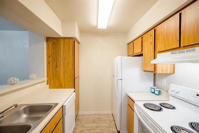 Building Photo - 10401 N Lamar Blvd