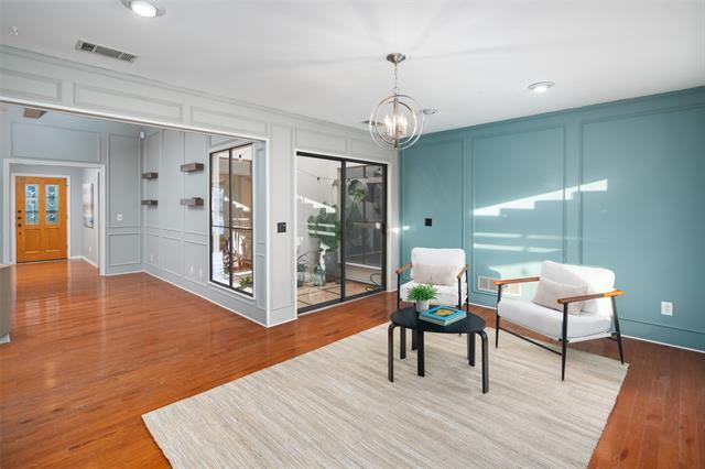 Building Photo - 3528 Pinehurst Dr