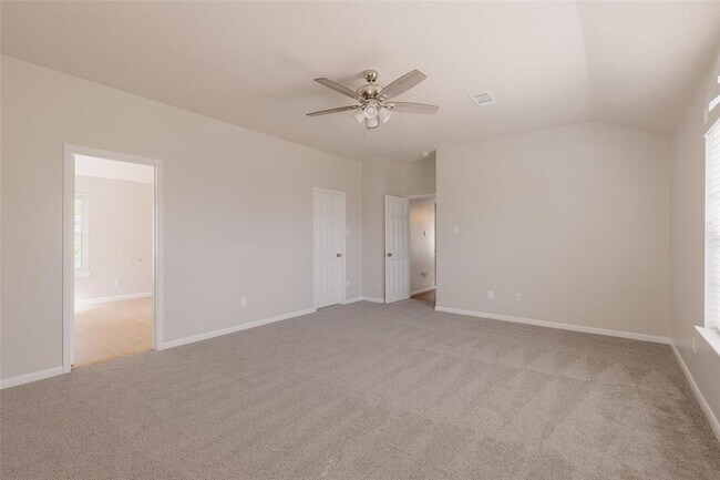 Building Photo - 16530 Cypress Bridge Dr