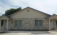 Building Photo - Loy Duplex