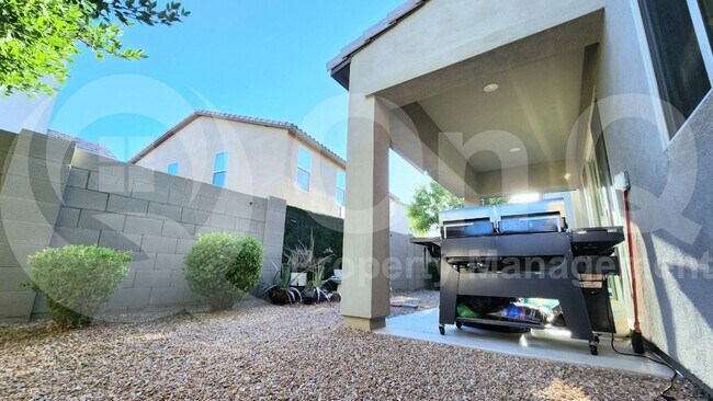 Building Photo - 6513 E Rose Marie Ln
