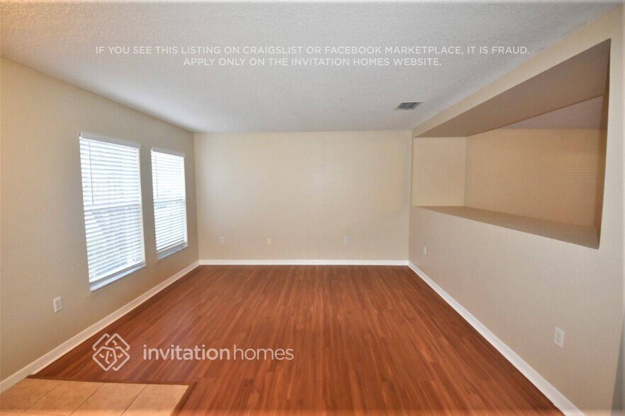 Building Photo - 6954 Lake Eaglebrooke Dr