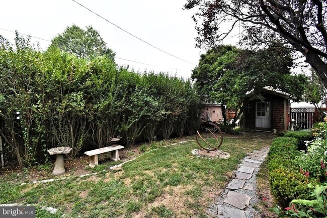 Building Photo - 365 2nd Ave