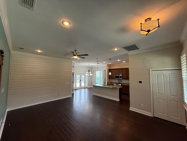 Building Photo - Beautiful Home in Oakmont Community
