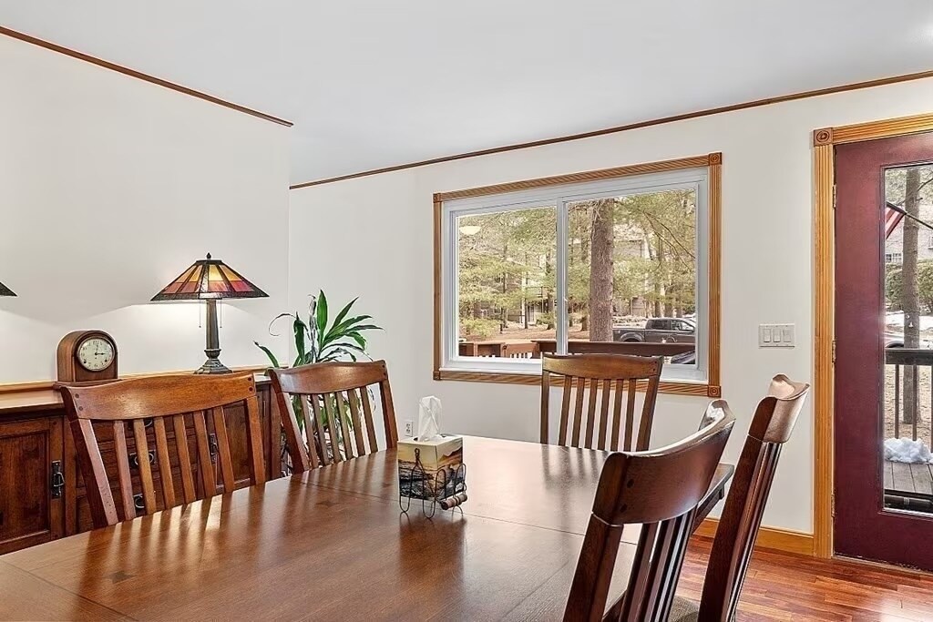 Building Photo - 68 E Bluff Rd