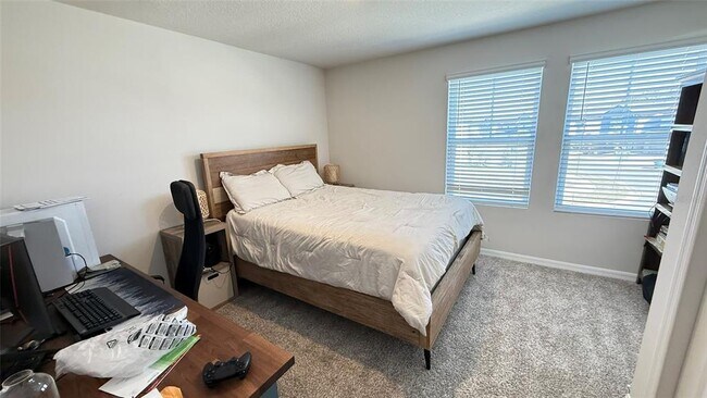 Building Photo - 7583 Momentum Pkwy