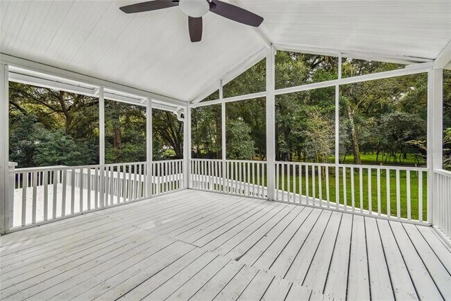 Building Photo - 34633 Missionary Rd