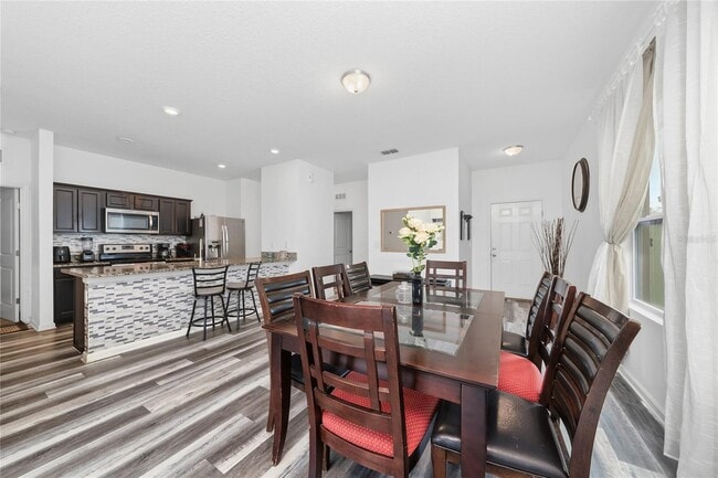 Building Photo - 901 Orchid Grove Blvd