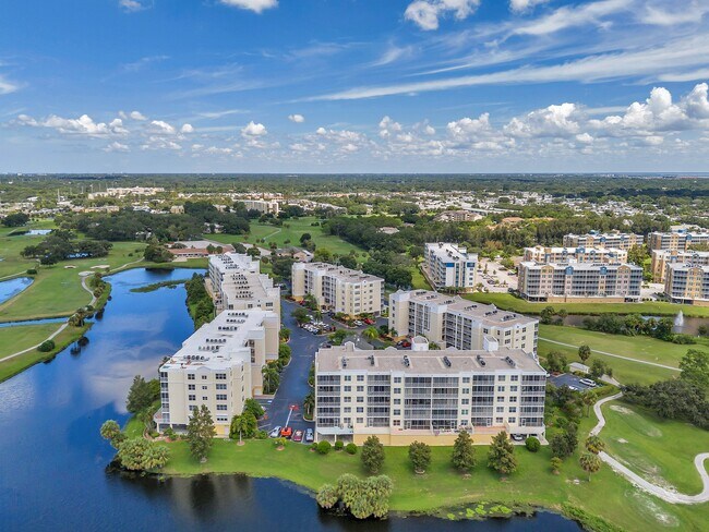 Primary Photo - Country Club 6103
