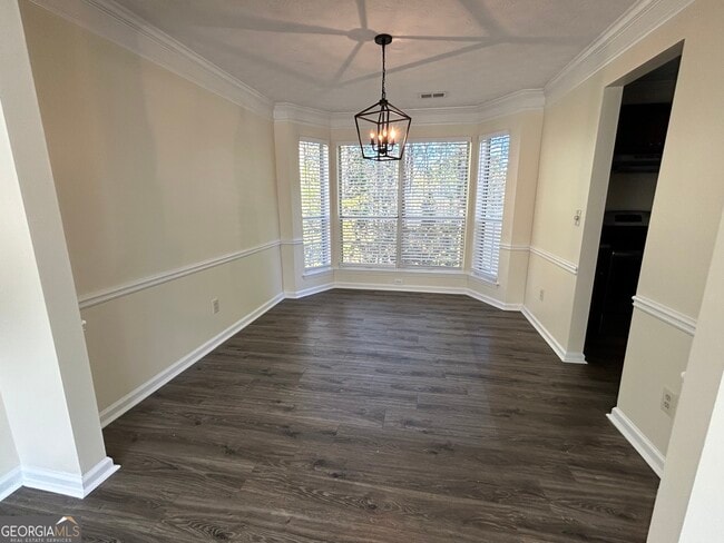 Building Photo - 4800 Streamside Dr