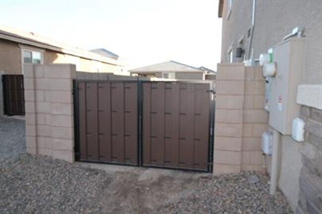 Building Photo - STUNNING 4-Bedroom + Den Home in Gladden Farms!!!!! SOLAR PANELS!!!