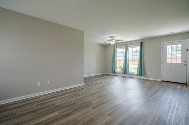 Building Photo - 505 Park Pl