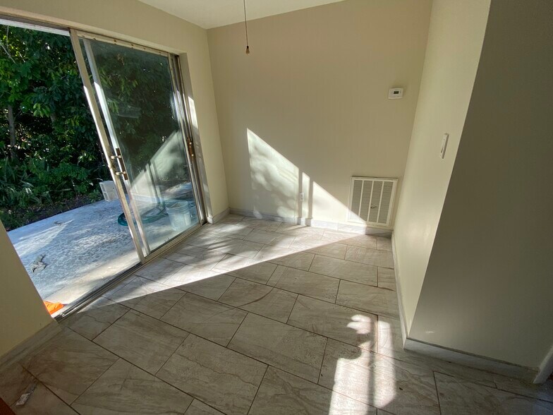 Building Photo - 27677 Okeana St