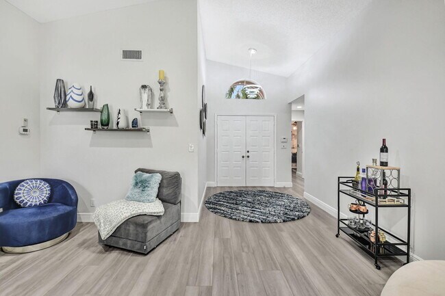 Building Photo - 7946 Sailing Shores Terrace