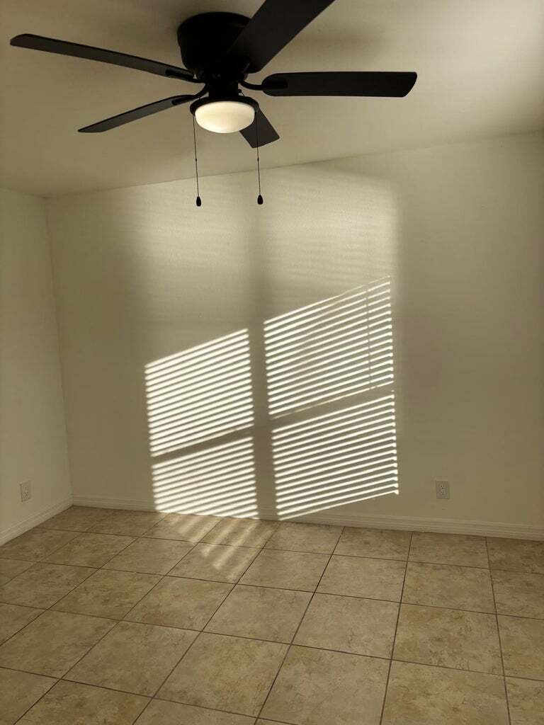 Building Photo - 1515 Lake Crystal Dr