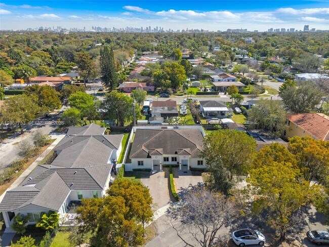 Building Photo - 1515 SW 65th Pl