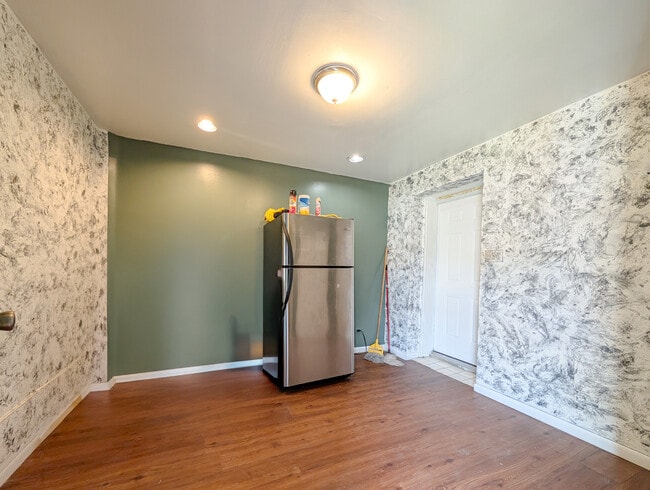 Building Photo - 2323 S Trumbull Ave