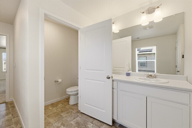 Building Photo - Modern Bennett Beauty | Spacious Newer Home with Over 2,200 Sq Ft