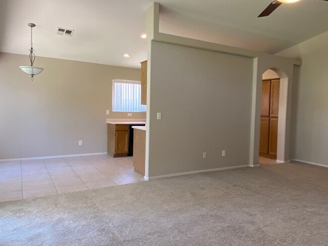 Building Photo - Chandler Single Story House - 3 Bedroom | 2 Bath Rental