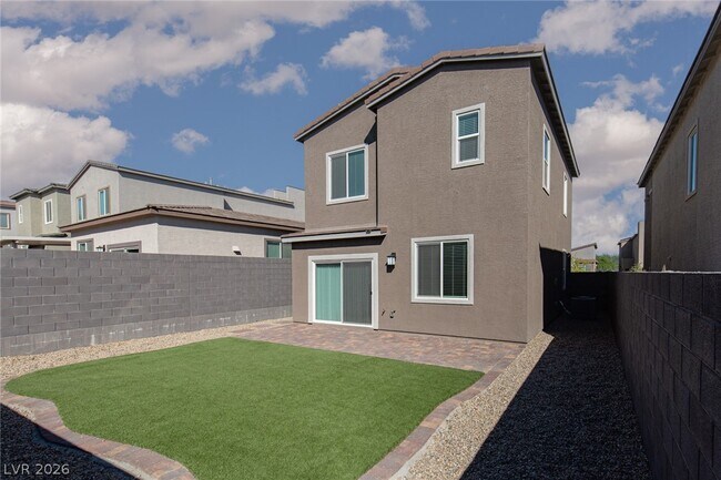 Building Photo - 9583 Noah Pointe Ave