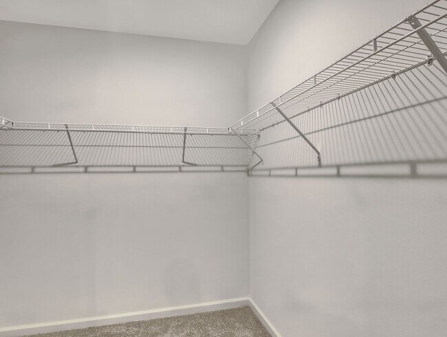 Building Photo - 7508 Tourmaline Dr