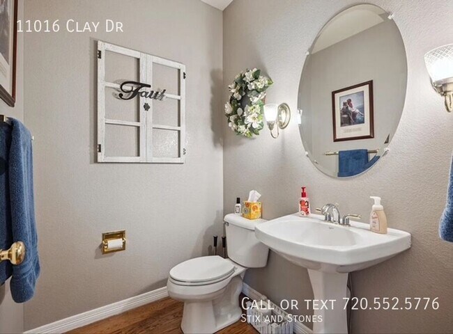 Building Photo - 11016 Clay Dr