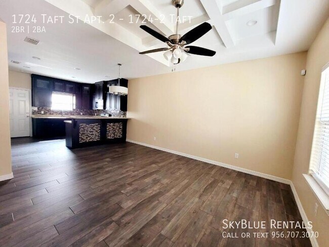 Building Photo - 1724 Taft St