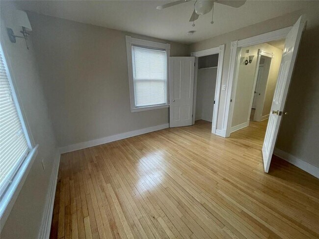 Building Photo - 22 Cozzens Ave