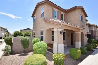 Building Photo - Beautiful 3 bedroom with a loft in Cooley Station!