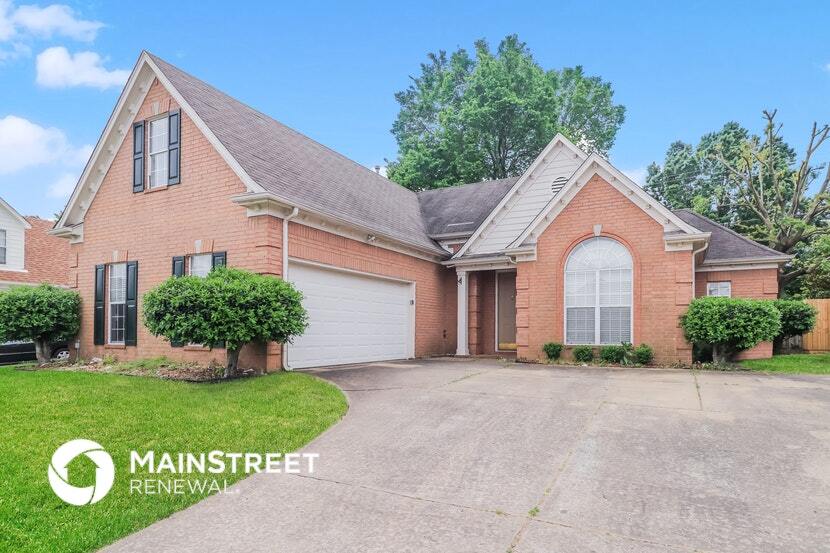 Primary Photo - 8423 Shady Elm Dr