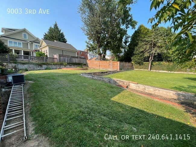 Building Photo - 9003 3rd Ave