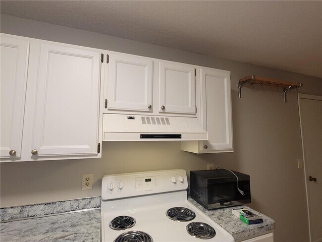 Building Photo - 13316 Zenith Ln