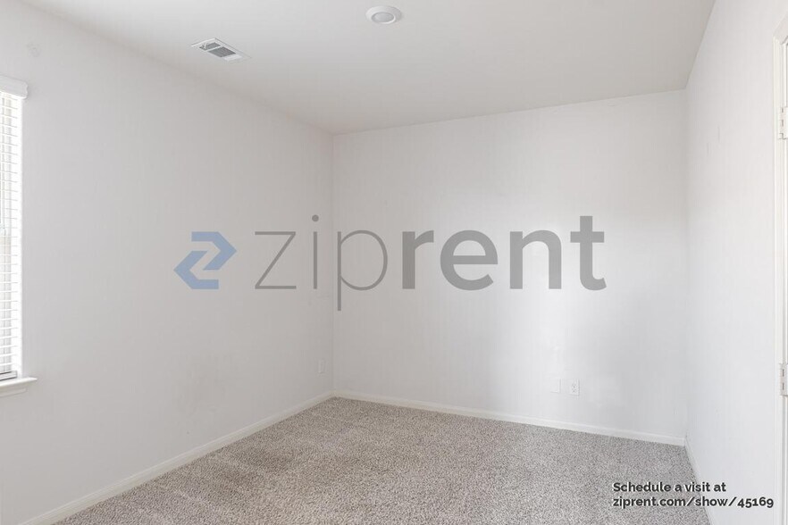 Building Photo - 337 Bearman Dr