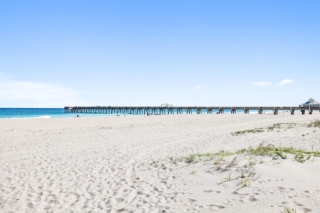 Building Photo - 4161 U.S. Hwy 1