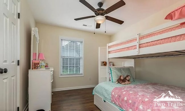 Building Photo - 3 BED/2 BATH ONE-LEVEL LIVING WITH MOUNTAIN VIEWS
