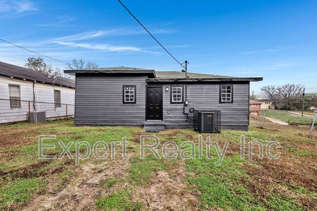 Building Photo - 117 62nd St