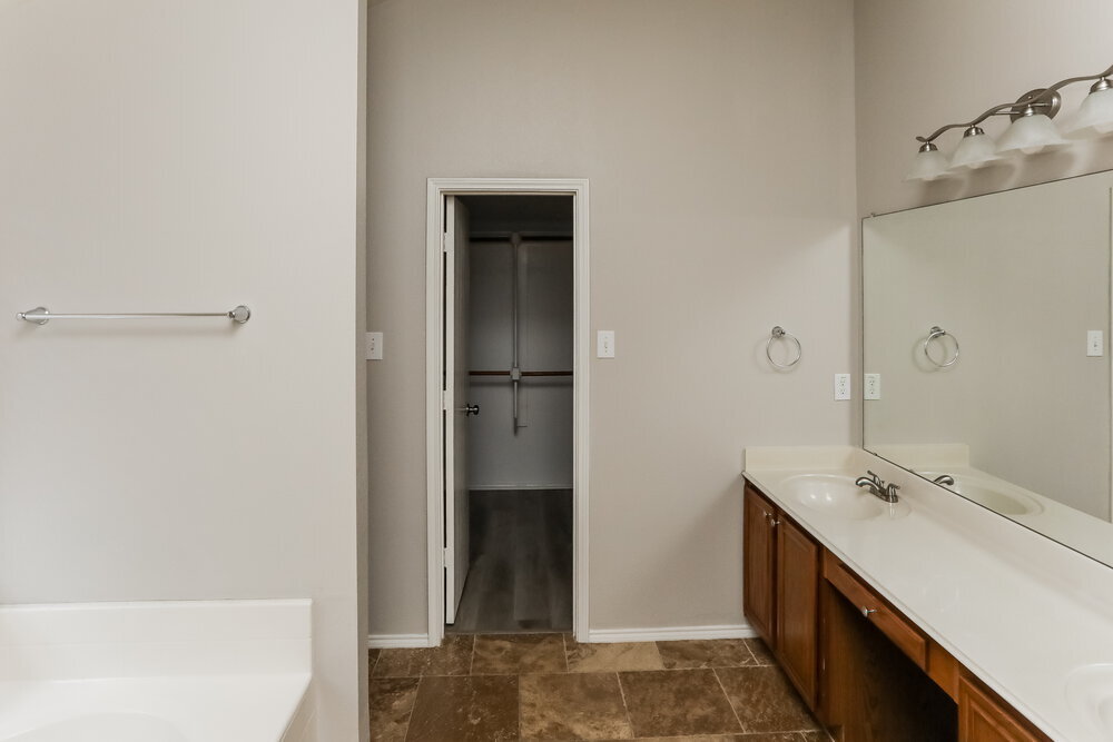 Building Photo - 501 Branch St