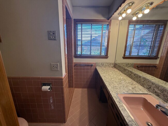 Building Photo - 3601 NW 62nd St