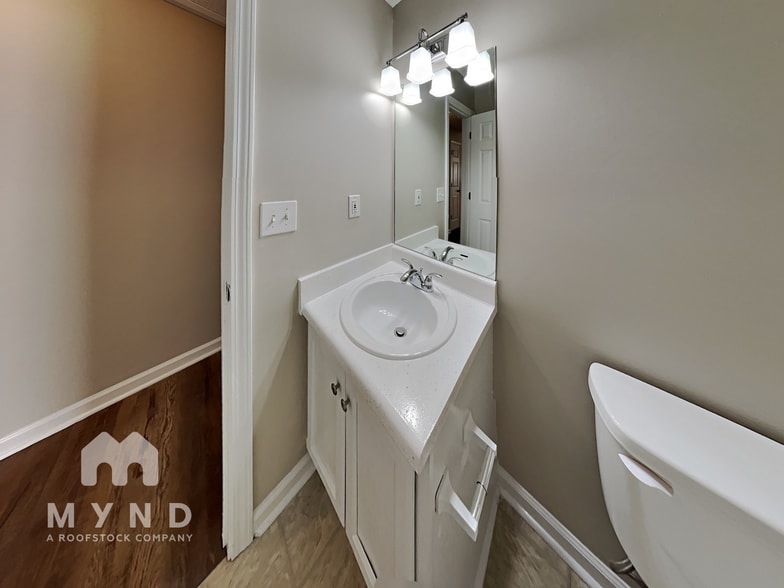 Building Photo - 89 Connie Dr