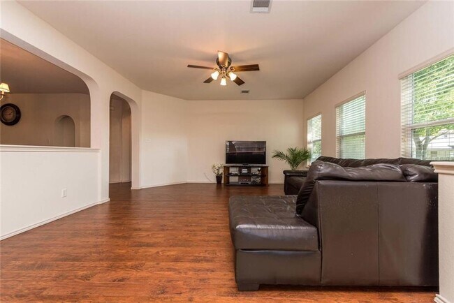 Building Photo - 3761 Rod Carew Dr