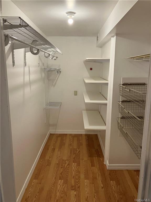 Building Photo - 968 Elting Rd