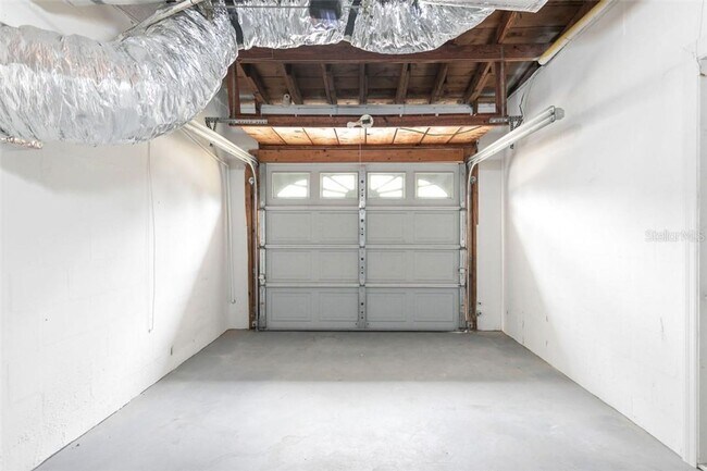 Building Photo - Call Today to Tour This Great 3-bedroom House Available for Rent in Beautiful St Petersburg!