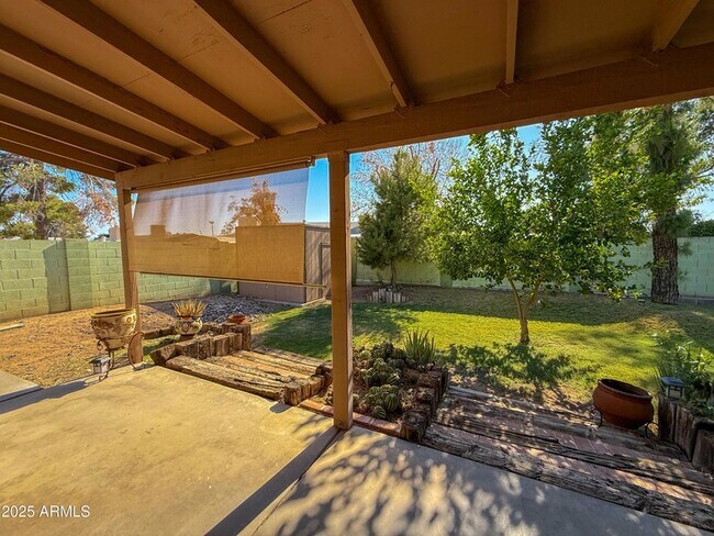 Building Photo - 8616 N 40th Dr