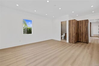 Building Photo - 17175 Rayen St