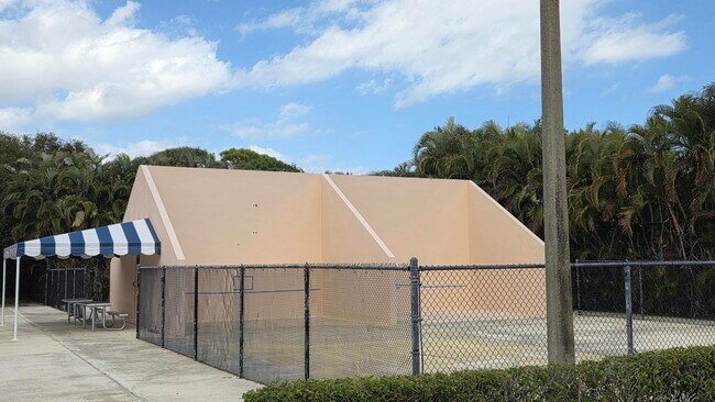 Building Photo - 7311 73rd Way