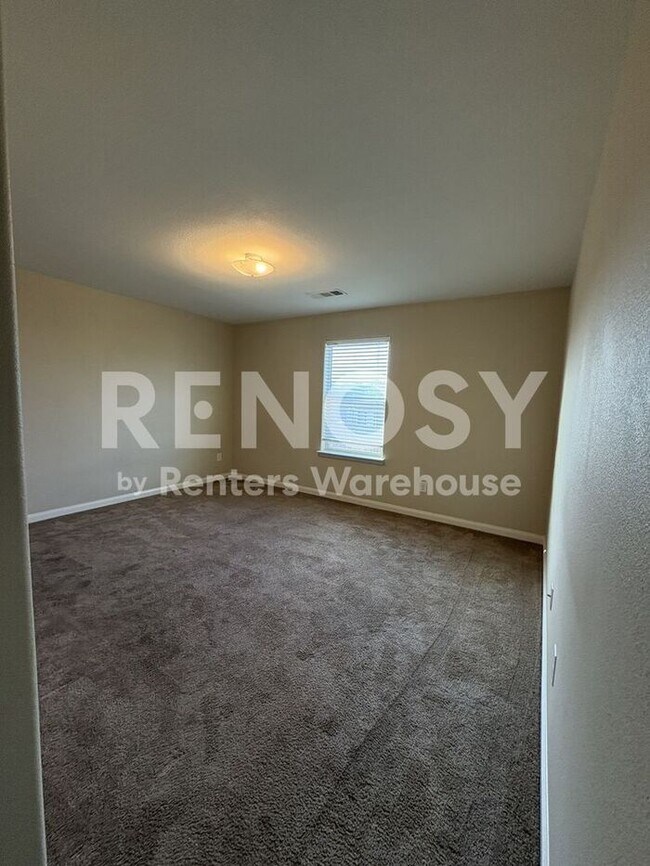 Building Photo - **Price Drop for Quick Move IN** A lot of House for the Money. Beautiful 4 bedroom home in Anna, Tx