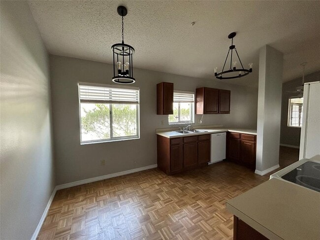 Building Photo - 1879 Meadowgold Ln