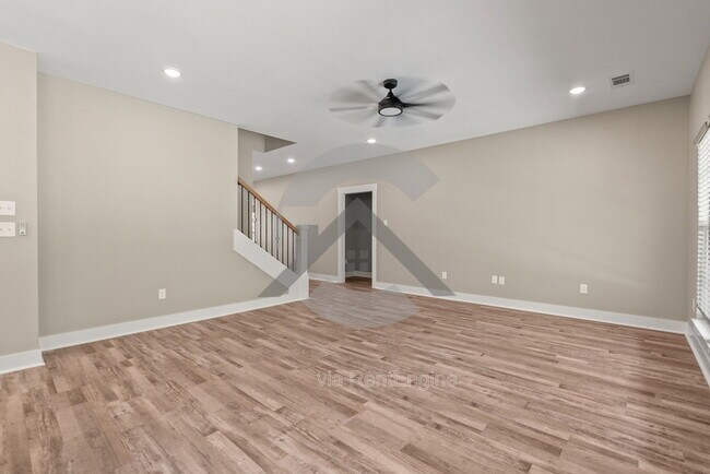 Building Photo - 1295 Acuff Ln