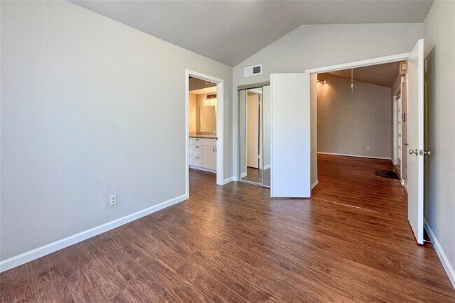 Building Photo - 2121 El Paseo St