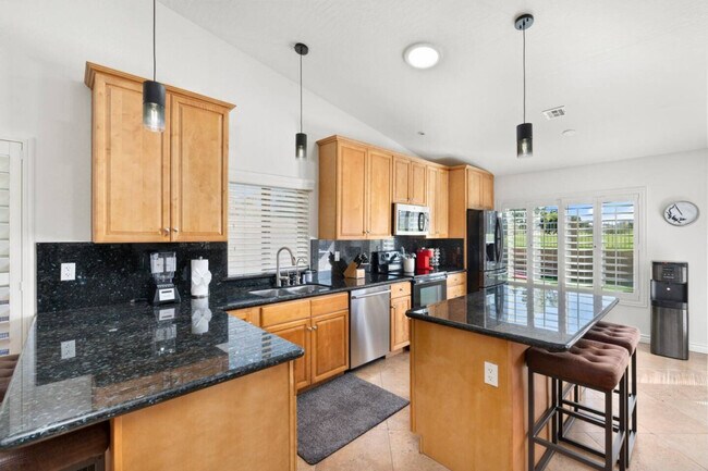 Building Photo - 14615 N 22nd Ln